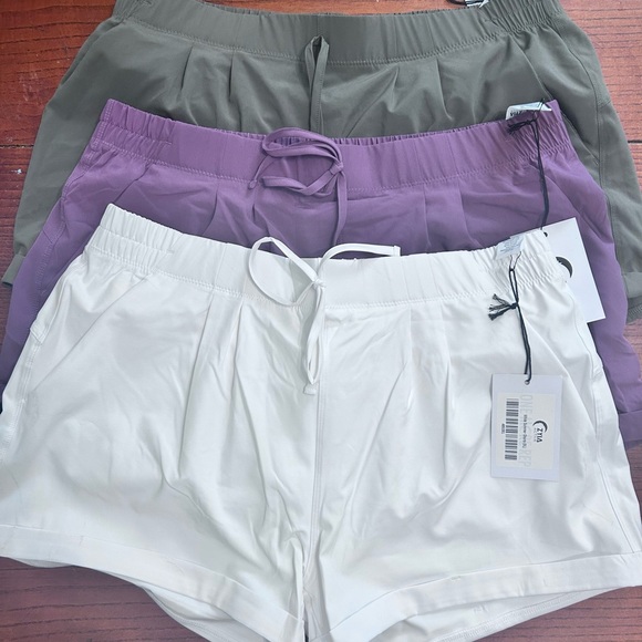 ZYIA Athletic Summer Shorts Olive Lightweight Relaxed - Picture 1 of 3